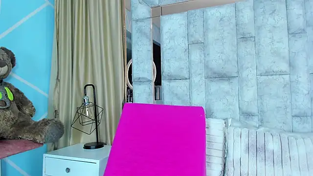 amy noa online show from 06/24/26, 02:54