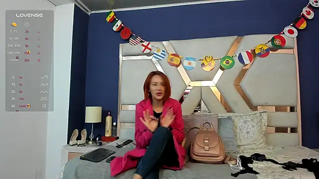 Sara Evaanns online show from 06/20/26, 12:30