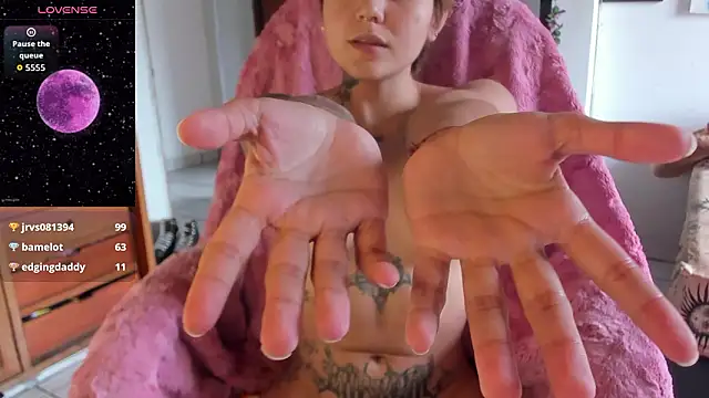 Snapshot of sunflowerr_ chatting on 03/02/26, 07:32 sunflowerr online show from 03/02/26, 07:32