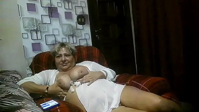 bialoba7 online show from 07/23/26, 01:58