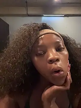 Bootylexy20 online show from 06/01/26, 05:14