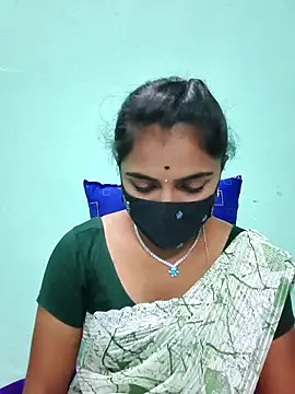 Tamil Hot Shana online show from 04/28/26, 02:33