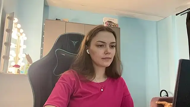 Snapshot of AndreeMerryman chatting on 03/16/26, 05:44 AndreeMerryman online show from 03/16/26, 05:44