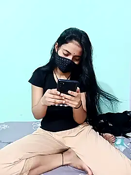 Snapshot of 18_year_old_girl chatting on 04/22/26, 03:20 18 year old girl online show from 04/22/26, 03:20