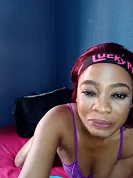 Amarcreamxx online show from 02/01/26, 11:42