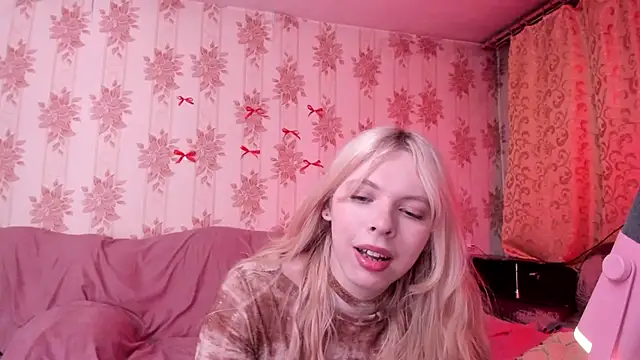 Snapshot of Cutie_Bambi chatting on 03/06/26, 11:06 Cutie Bambi online show from 03/06/26, 11:06