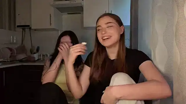 LissaBliss online show from 04/30/26, 02:12