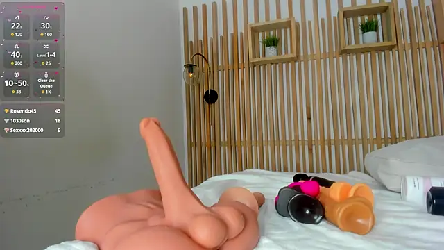 serena foxx  online show from 05/11/26, 02:45