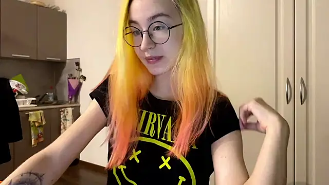 EmilyHein online show from 03/17/26, 05:49