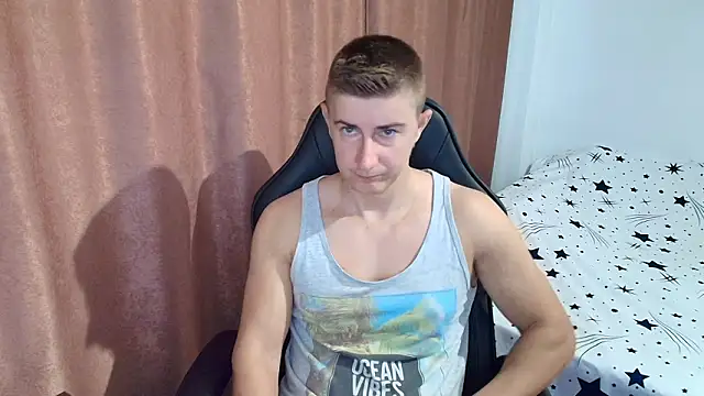 Snapshot of TodMusclePower9 chatting on 02/05/26, 04:50 TodMusclePower9 online show from 02/05/26, 04:50