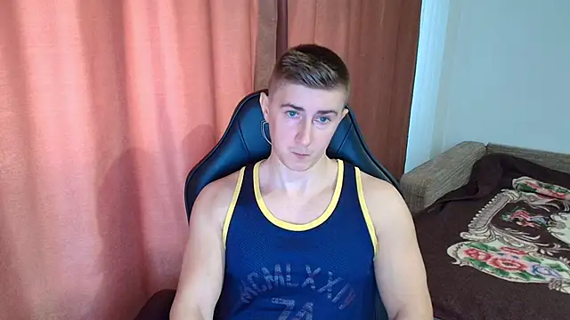 Snapshot of TodMusclePower9 chatting on 03/10/26, 09:25 TodMusclePower9 online show from 03/10/26, 09:25