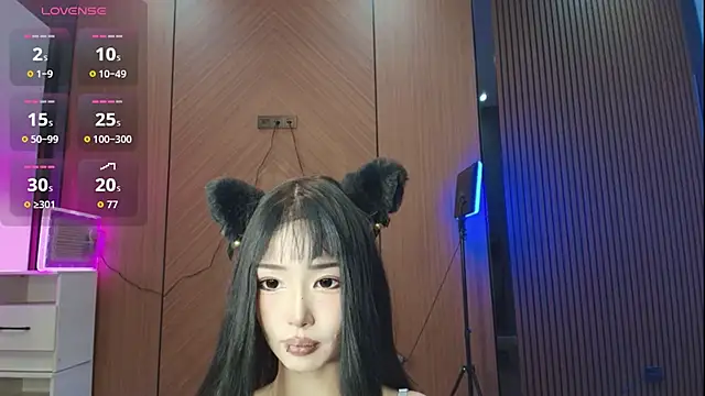 Snapshot of dionlee9 chatting on 03/17/26, 02:09 dionlee9 online show from 03/17/26, 02:09