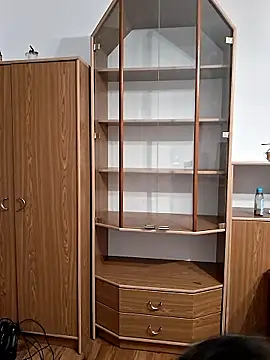 Snapshot of ElleanorPink chatting on 02/10/26, 02:04 ElleanorPink online show from 02/10/26, 02:04