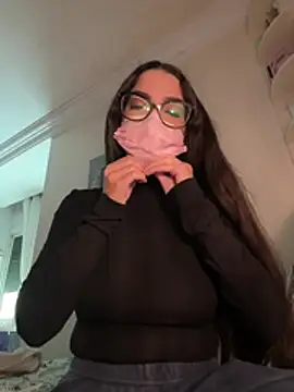 IRIS-GIRL online show from 02/03/26, 03:28