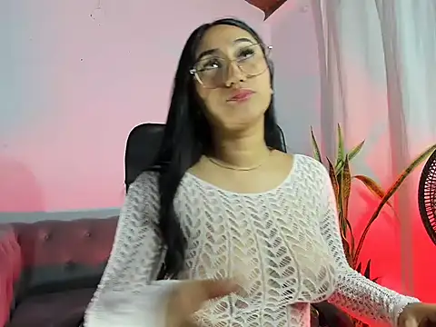 camila wood online show from 04/30/26, 11:42