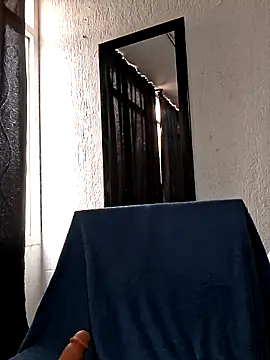 the lagoon girl online show from 03/12/26, 04:13