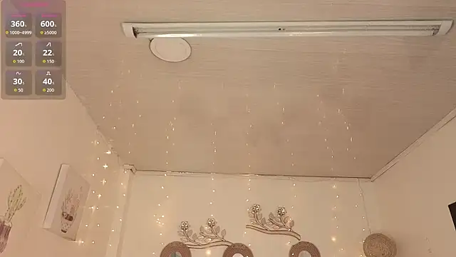  selena fox online show from 06/17/26, 06:27