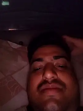 Snapshot of hunterkingshan chatting on 02/17/26, 06:25 hunterkingshan online show from 02/17/26, 06:25