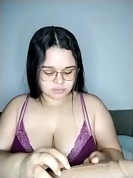 SamanthaStonee online show from 06/12/26, 04:44