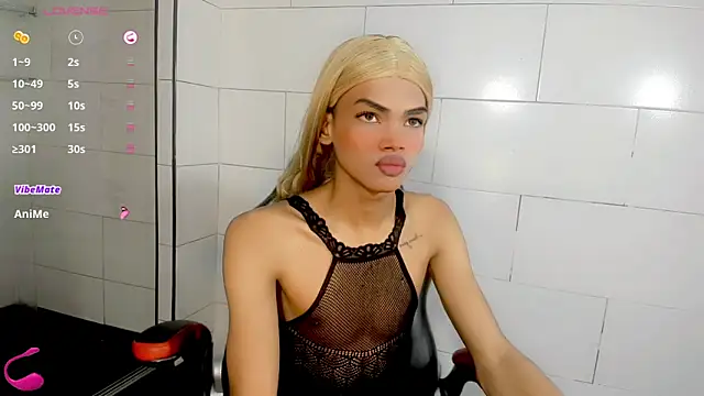Karol Vanessa   online show from 05/10/26, 05:07