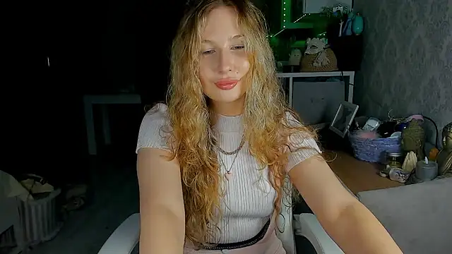 Marcellis Charm online show from 02/01/26, 04:49