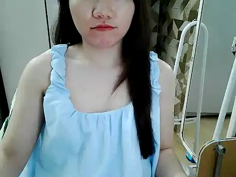 Snapshot of Amy8386 chatting on 02/03/26, 04:34 Amy8386 online show from 02/03/26, 04:34