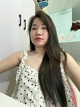 Snapshot of Amy8386 chatting on 07/04/26, 07:36 Amy8386 online show from 07/04/26, 07:36
