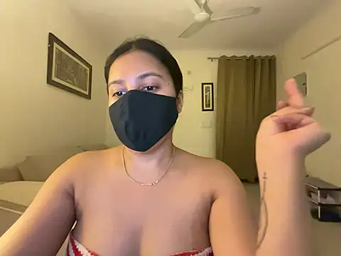 Anna girl22 online show from 05/25/26, 04:35