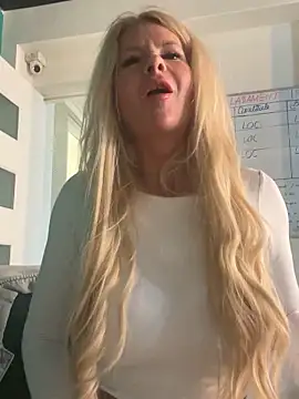 TatianaNova online show from 04/24/26, 04:53