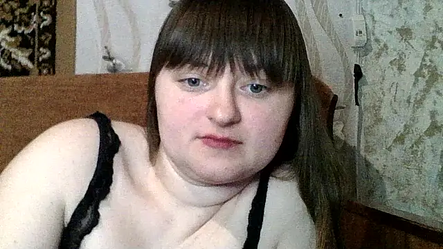 Snapshot of LuckyLust15 chatting on 03/01/26, 08:44 LuckyLust15 online show from 03/01/26, 08:44