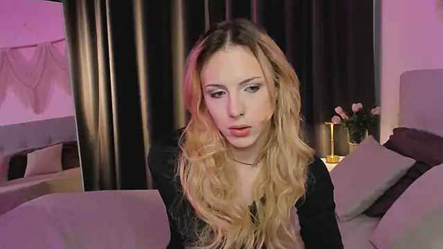 Tiffany  King online show from 05/12/26, 05:37