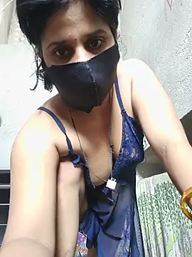 Snapshot of Sexy_khushi19 chatting on 07/07/26, 06:47 Sexy khushi19 online show from 07/07/26, 06:47
