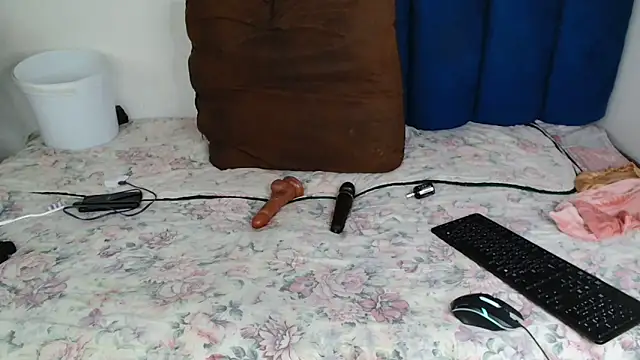 SexyyMandy online show from 05/05/26, 08:11
