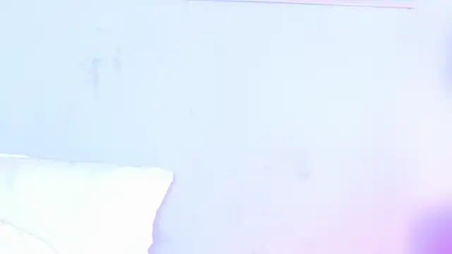 VioletBloomm online show from 06/25/26, 11:15