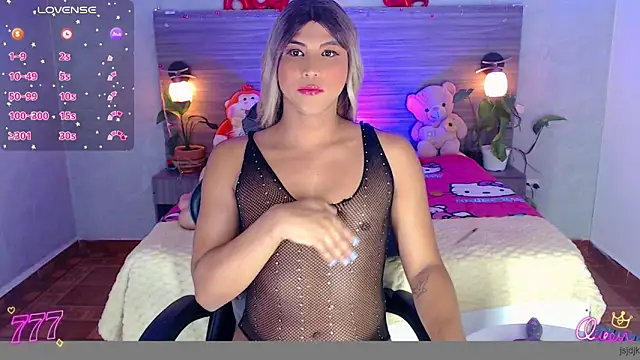 Snapshot of Sophia_Valentina chatting on 06/09/26, 04:35 Sophia Valentina online show from 06/09/26, 04:35