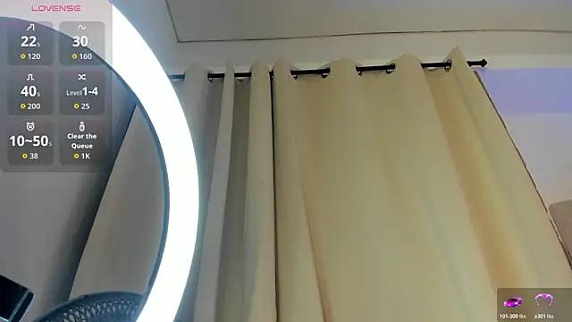 Snapshot of Lucia_velez chatting on 03/06/26, 12:40 Lucia velez online show from 03/06/26, 12:40