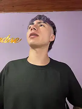 Snapshot of AlexanderCollman2 chatting on 03/05/26, 01:45 AlexanderCollman2 online show from 03/05/26, 01:45