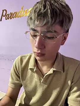 Snapshot of AlexanderCollman2 chatting on 03/29/26, 02:00 AlexanderCollman2 online show from 03/29/26, 02:00