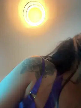 Snapshot of Nicole6421 chatting on 03/04/26, 08:15 Nicole6421 online show from 03/04/26, 08:15