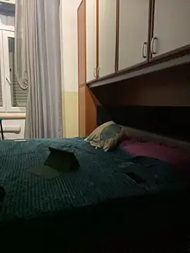 Snapshot of IRISKOSU chatting on 03/14/26, 08:25 IRISKOSU online show from 03/14/26, 08:25