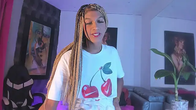 Snapshot of Ciara_HotTs chatting on 05/04/26, 11:28 Ciara HotTs online show from 05/04/26, 11:28