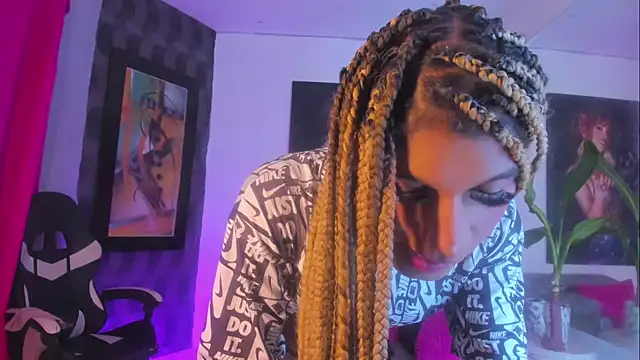 Ciara HotTs online show from 05/16/26, 11:31