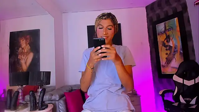 Ciara HotTs online show from 05/22/26, 11:49