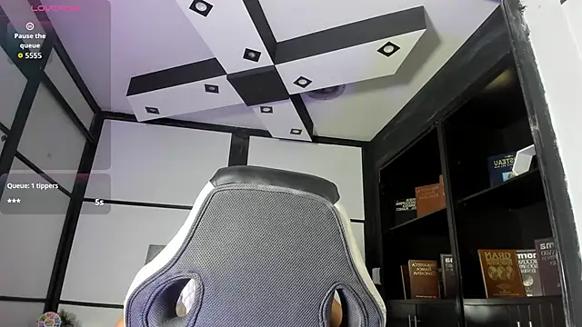 CarolineFyre online show from 03/01/26, 06:10