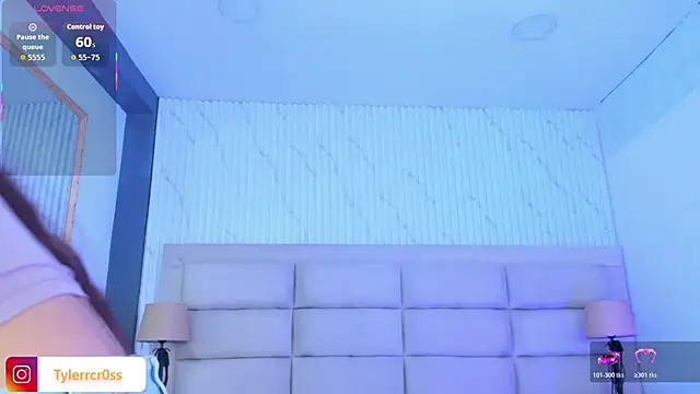 CarolineFyre online show from 04/29/26, 01:15