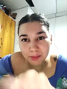 Snapshot of Merliah_1 chatting on 04/17/26, 01:14 Merliah 1 online show from 04/17/26, 01:14