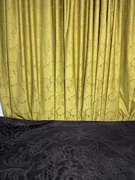 Snapshot of SavageBond_ chatting on 02/13/26, 06:31 SavageBond online show from 02/13/26, 06:31