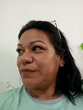 Snapshot of Dafne_77 chatting on 05/11/26, 01:39 Dafne 77 online show from 05/11/26, 01:39