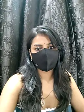 Snapshot of Alix_cuti chatting on 06/23/26, 06:17 Alix cuti online show from 06/23/26, 06:17