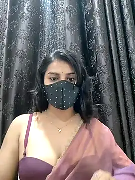 Snapshot of Alix_cuti chatting on 07/02/26, 04:35 Alix cuti online show from 07/02/26, 04:35
